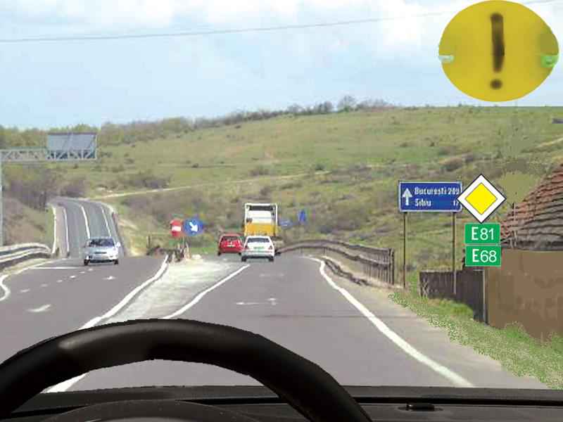 Conducătorul autoturismului din imagine va circula cu: