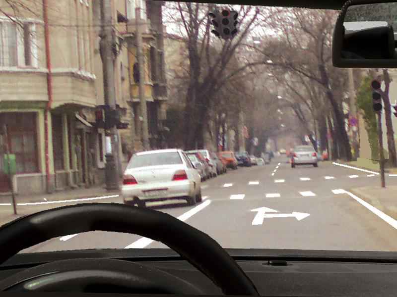 Cum procedaţi în această situaţie, dacă semafoarele nu funcţionează?